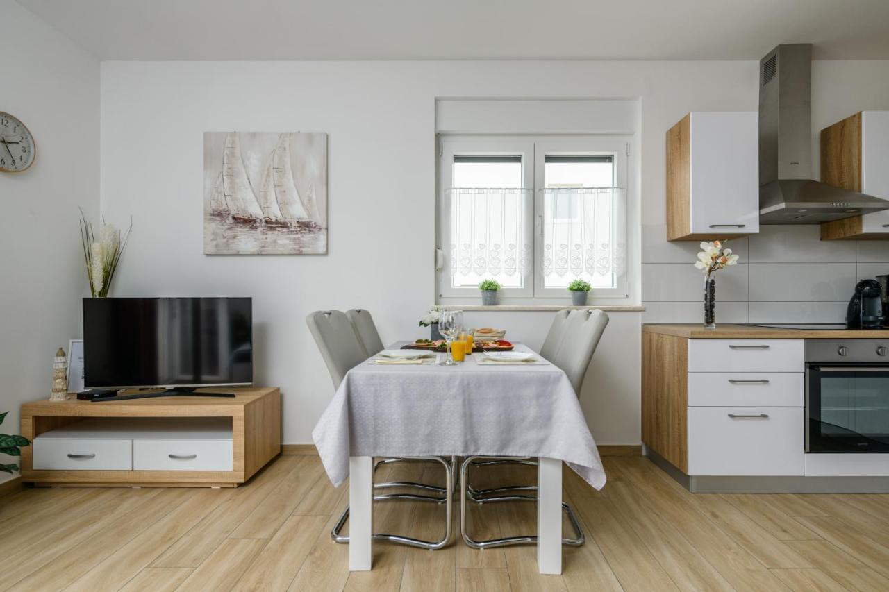 Apartment Kate 普拉 外观 照片