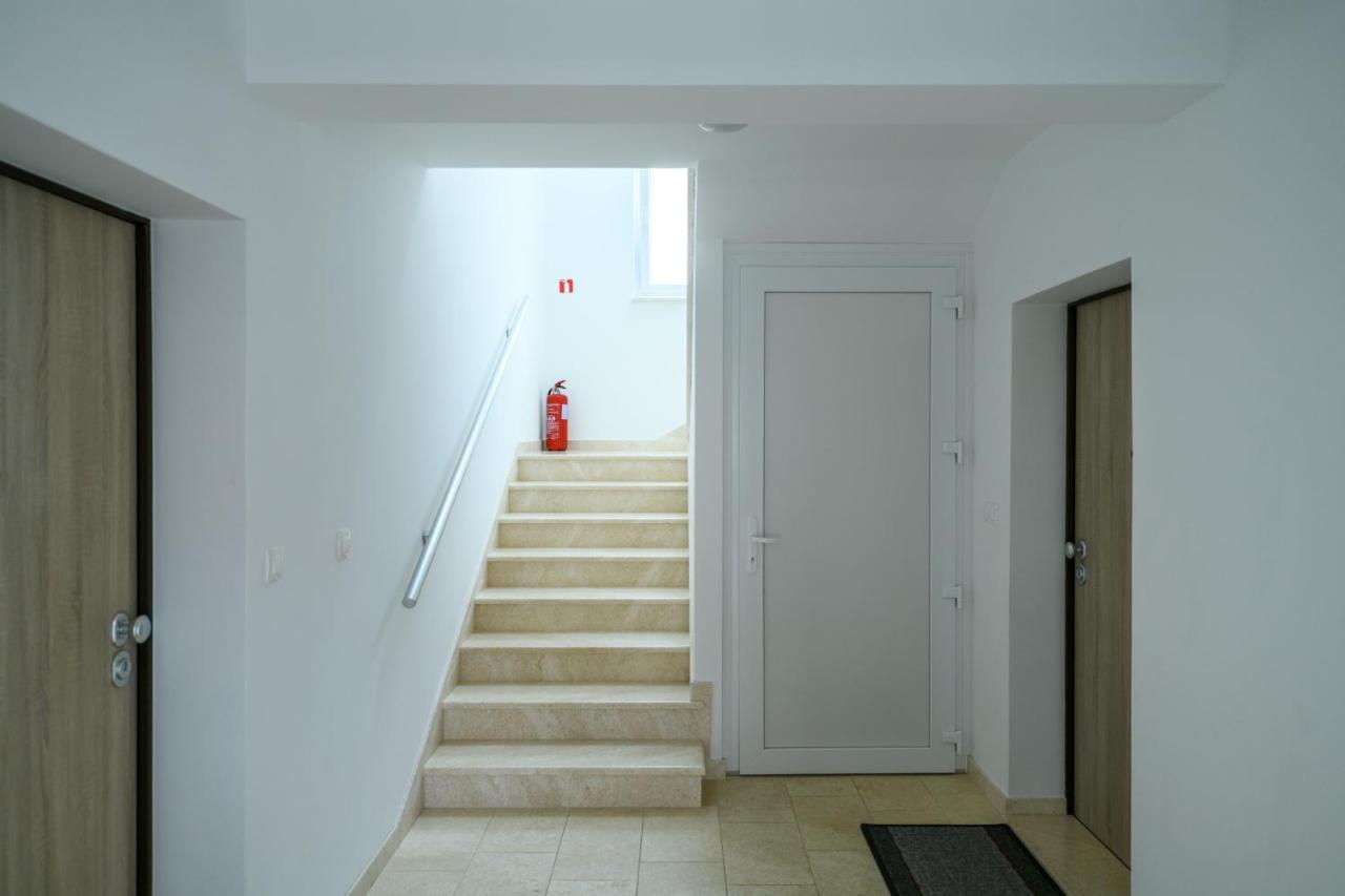 Apartment Kate 普拉 外观 照片